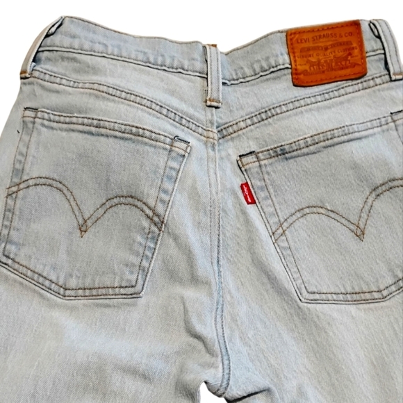Levi's Premium 501 | EUC Original HighRise Cropped Jeans | Light Wash | Size 26 - Picture 16 of 16